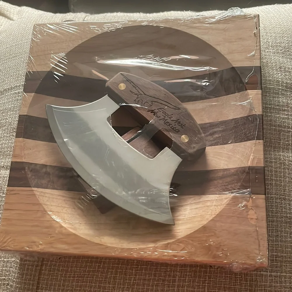 Eagle Nest ulu knife
